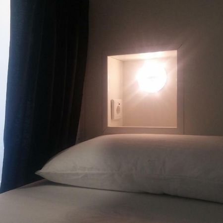 R4Hostel ヴィーゴ エクステリア 写真